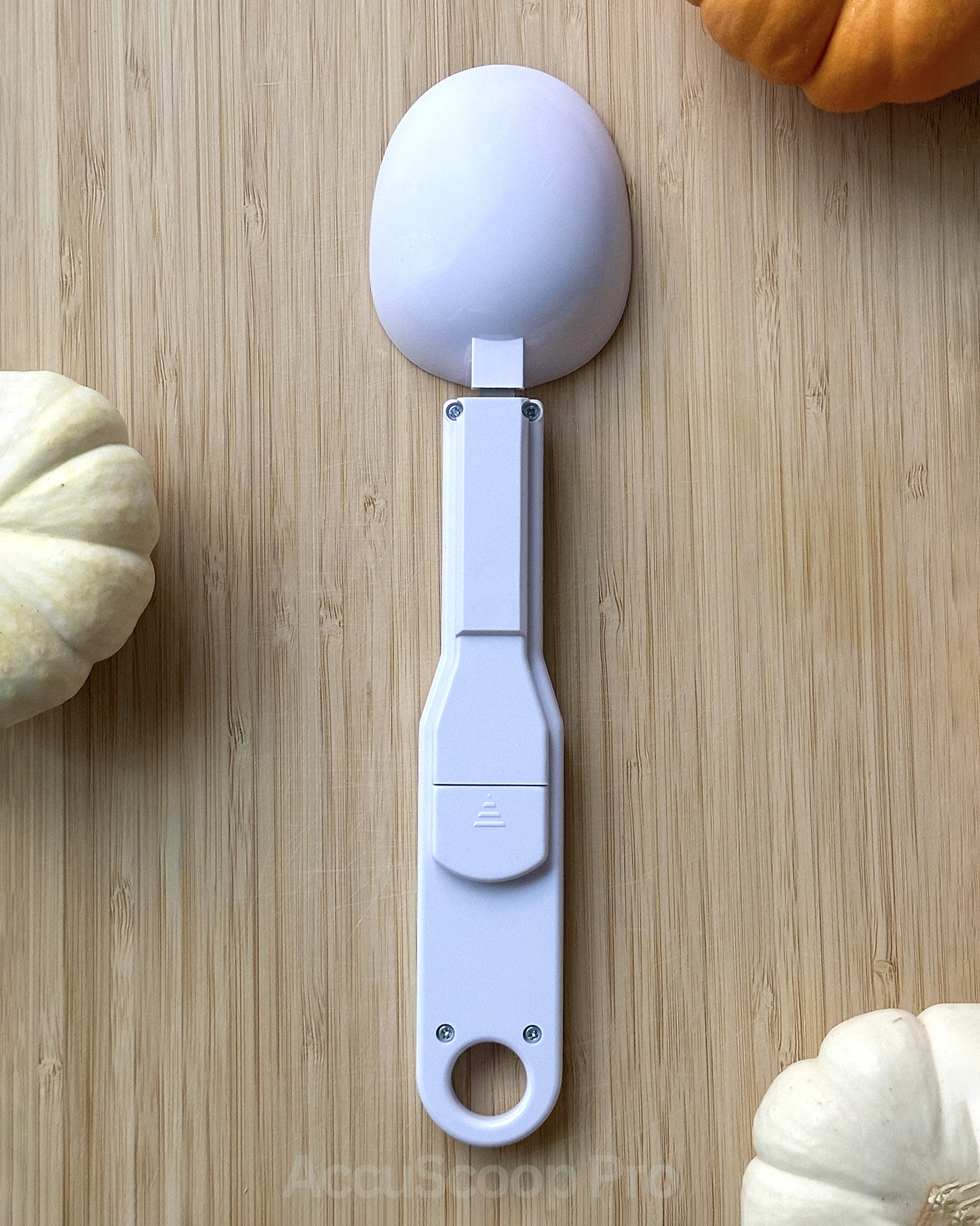 AccuScoop Pro in White